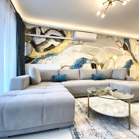 Coquette Apartment Braşov Dış mekan fotoğraf