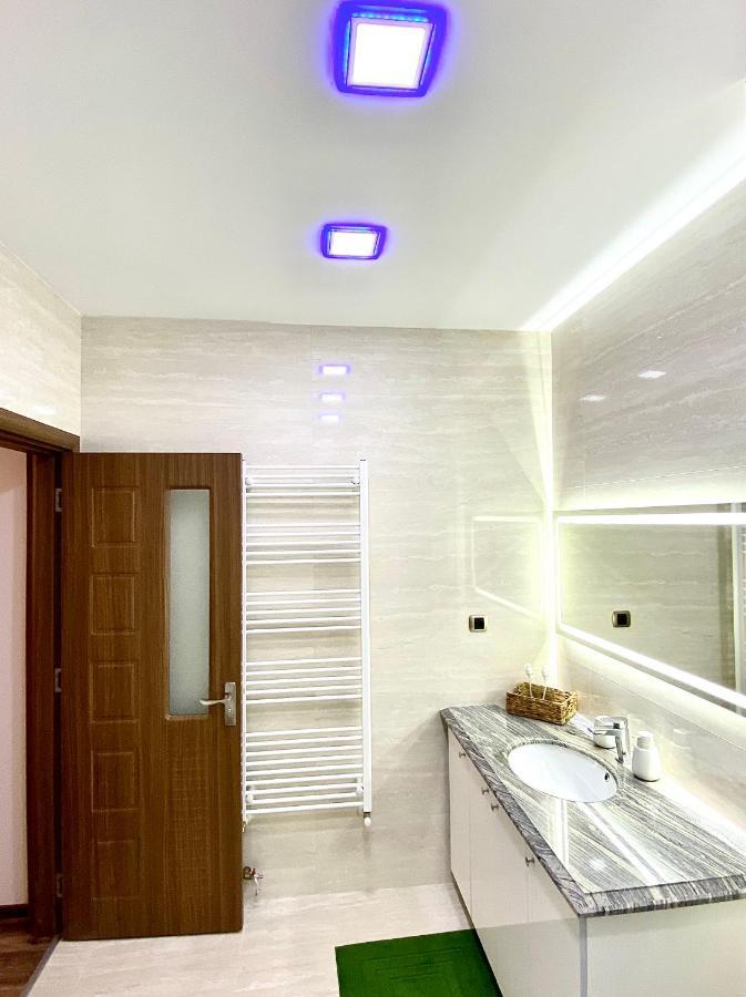 Coquette Apartment Braşov Dış mekan fotoğraf